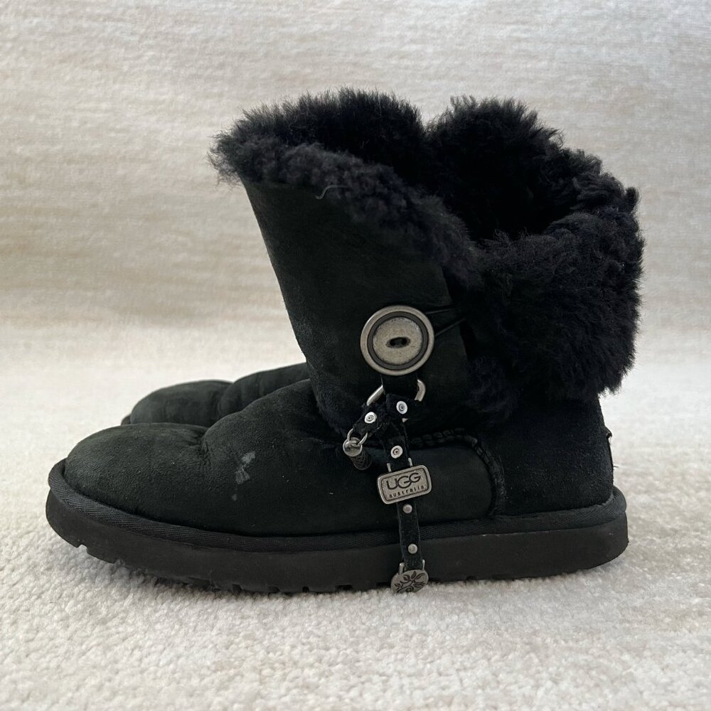 Ugg Boho Black Mini Boots 7